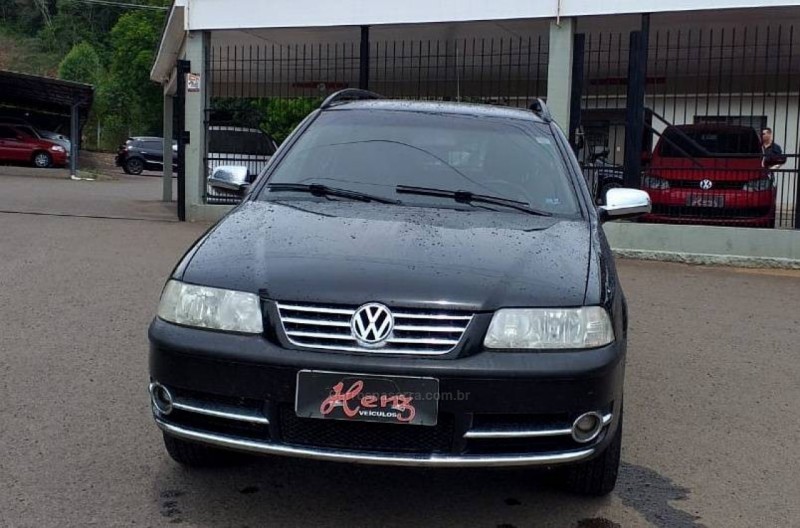 parati 2.0 mi crossover 8v gasolina 4p manual g.iii 2004 bom principio