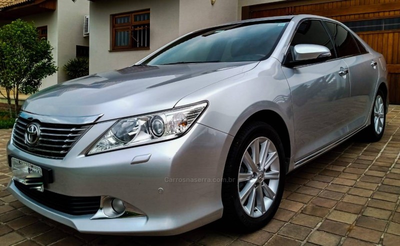 camry 3.5 xle v6 24v gasolina 4p automatico 2013 farroupilha