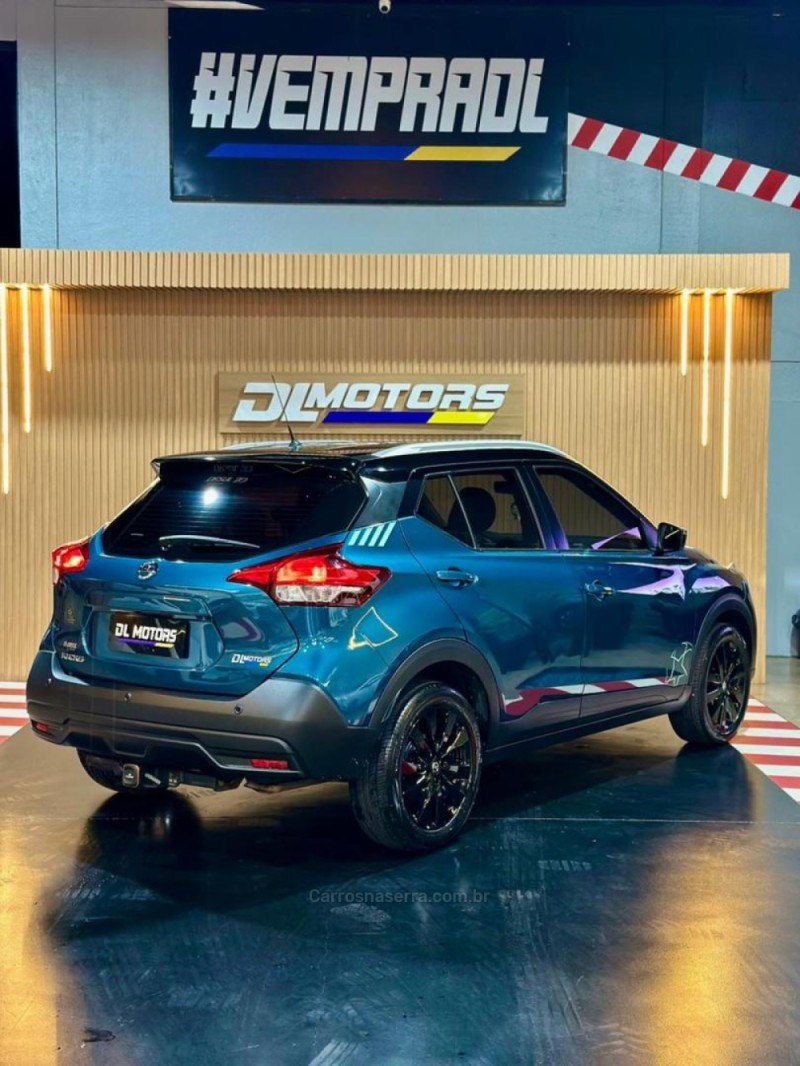 KICKS 1.6 16V FLEX AT UEFA CHAMPIONS LEAGUE 4P AUTOMÁTICO - 2020 - LAJEADO