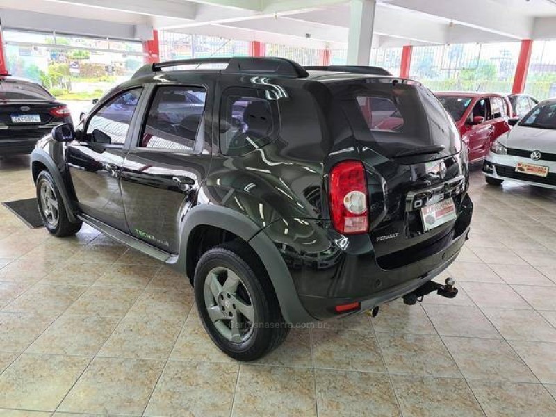  DUSTER  2 0 TECH  ROAD  4X2 16V FLEX 4P AUTOMATICO 2022 