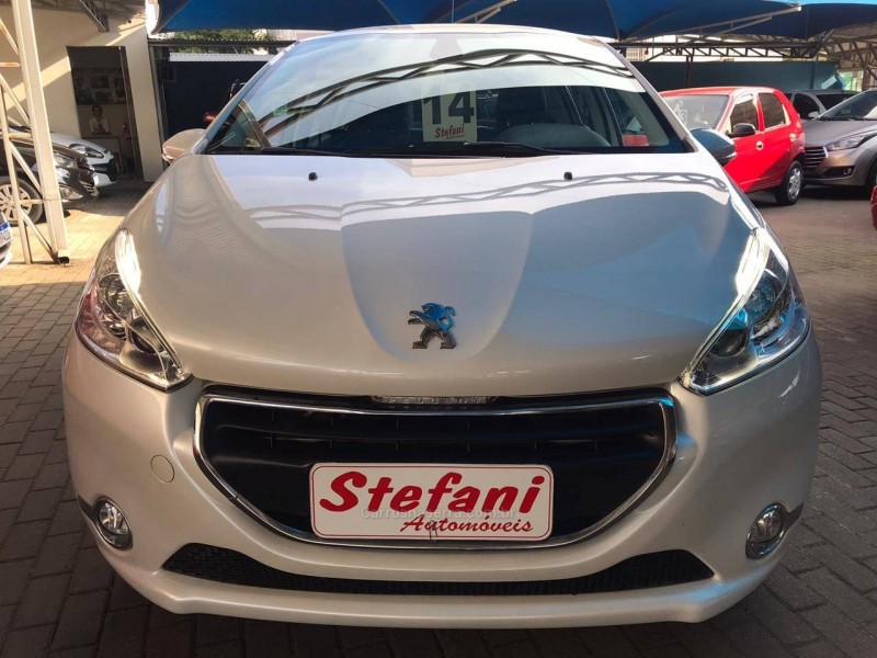 208 1.6 GRIFFE 16V FLEX 4P AUTOMÁTICO - 2014 - FELIZ