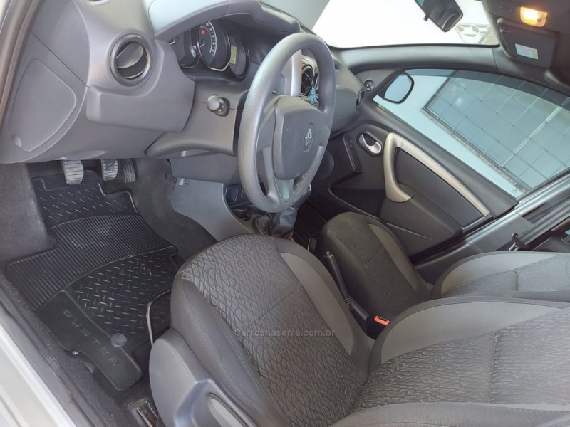 DUSTER 1.6 EXPRESSION 4X2 16V FLEX 4P MANUAL - 2019 - CAXIAS DO SUL