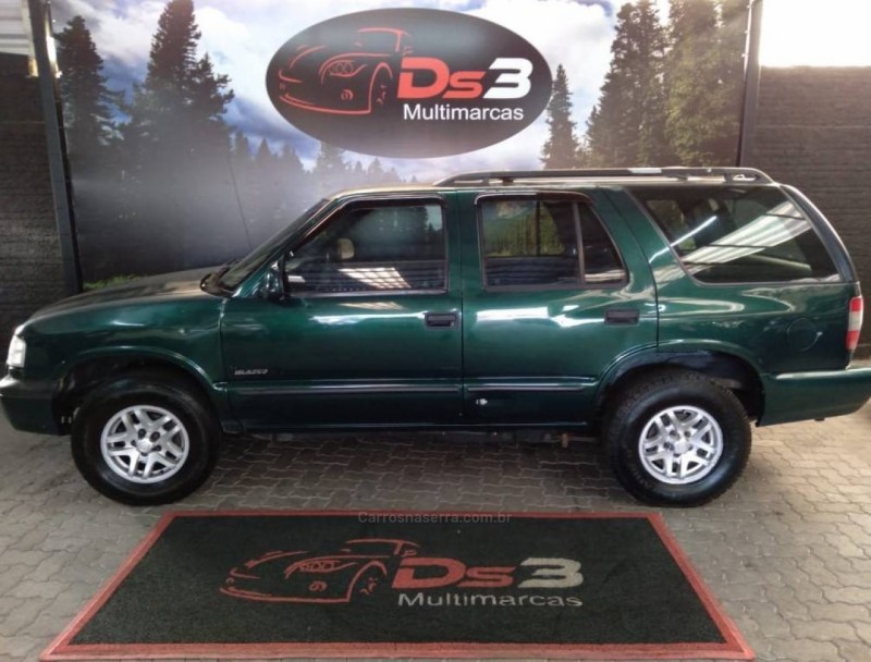 BLAZER 2.2 MPFI DLX 4X2 8V GASOLINA 4P MANUAL 2000  