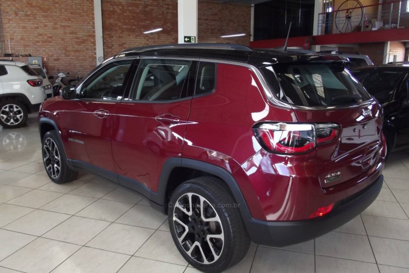 COMPASS 2.0 16V DIESEL LIMITED 4X4 AUTOMÁTICO - 2023 - FARROUPILHA