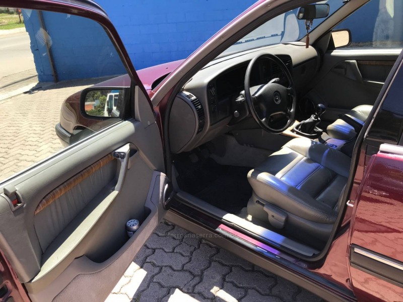 SUPREMA 3.0 MPFI CD 12V GASOLINA 4P MANUAL - 1993 - CAXIAS DO SUL