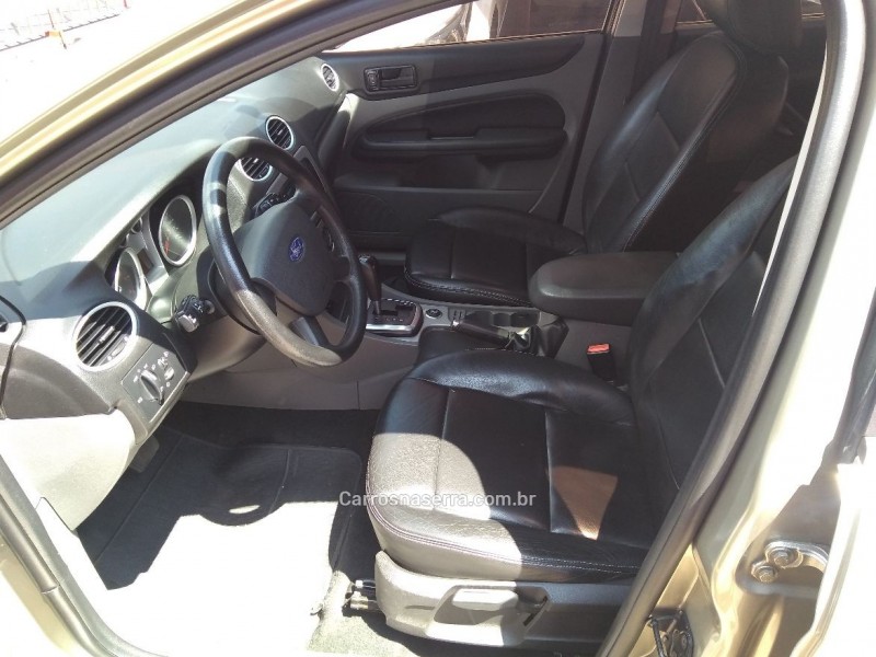FOCUS 2.0 SE SEDAN 16V FLEX 4P AUTOMÁTICO - 2009 - DOIS IRMãOS