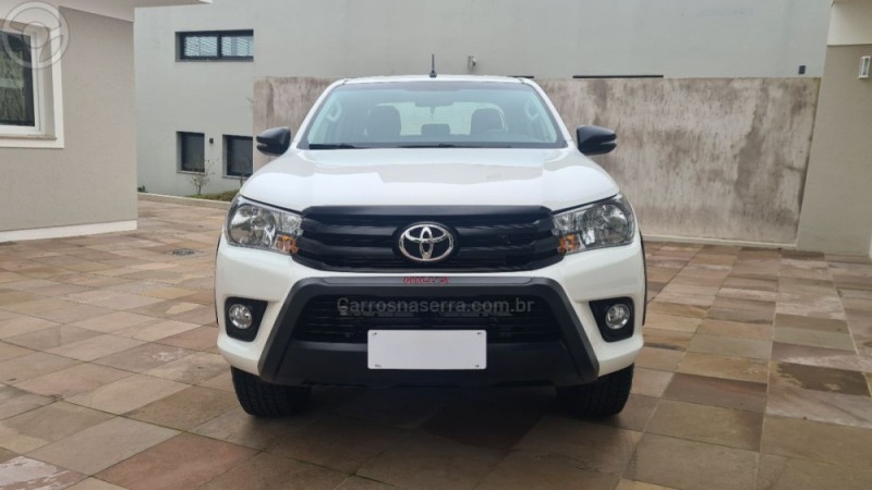 hilux 2.8 sr challenge 4x4 cd 16v turbo diesel 4p automatico 2018 bento goncalves