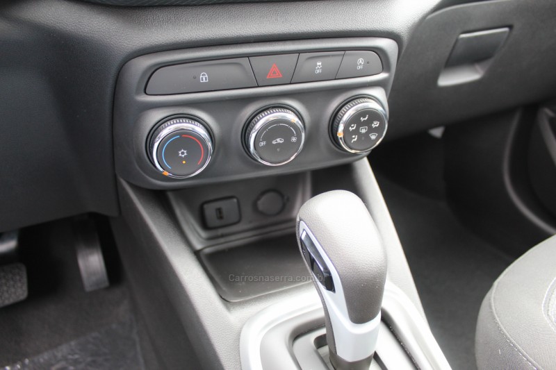TRACKER 1.0 12V LT TURBO FLEX 4P AUTOMÁTICO - 2023 - FLORES DA CUNHA