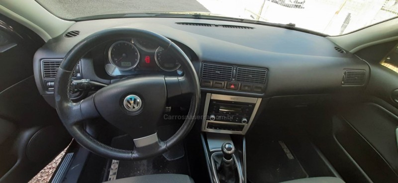 GOLF 1.6 MI TECH 8V FLEX 4P MANUAL - 2009 - CANELA