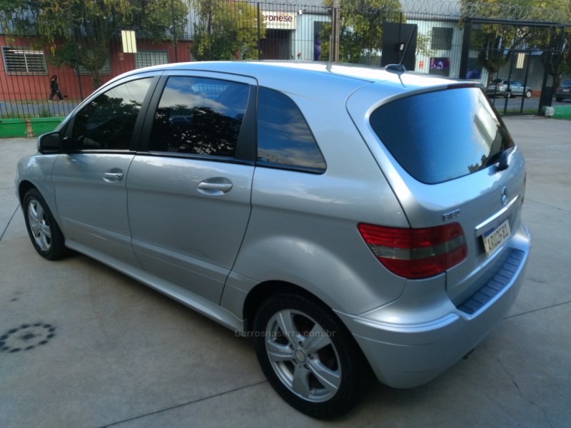 B 180 1.7 8V GASOLINA 4P AUTOMÁTICO - 2010 - CAXIAS DO SUL