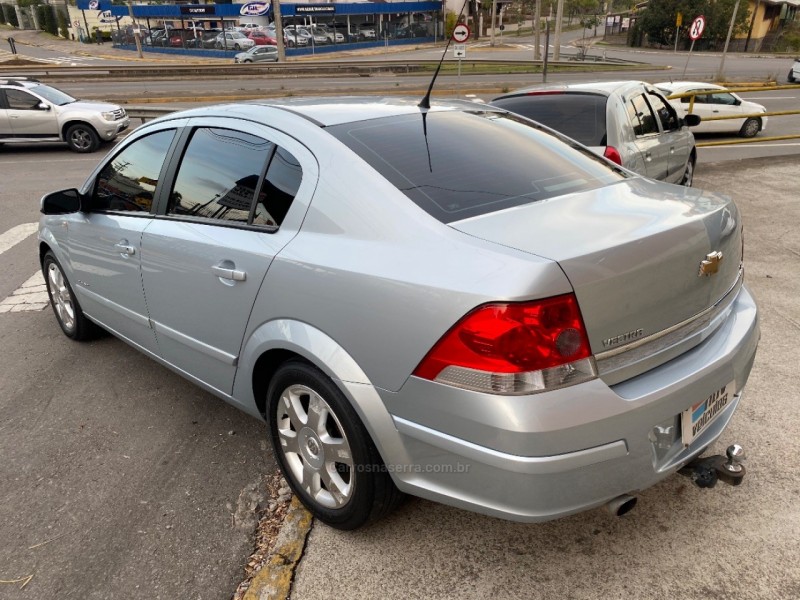 VECTRA 2.0 MPFI ELEGANCE 8V FLEX 4P MANUAL - 2009 - CAXIAS DO SUL