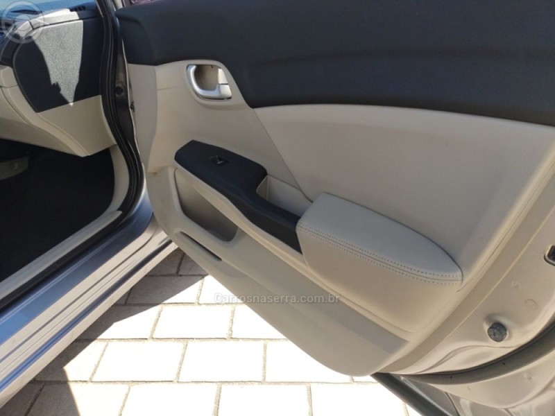 CIVIC 2.0 LXR 16V FLEX 4P AUTOMÁTICO - 2016 - NOVA PETRóPOLIS