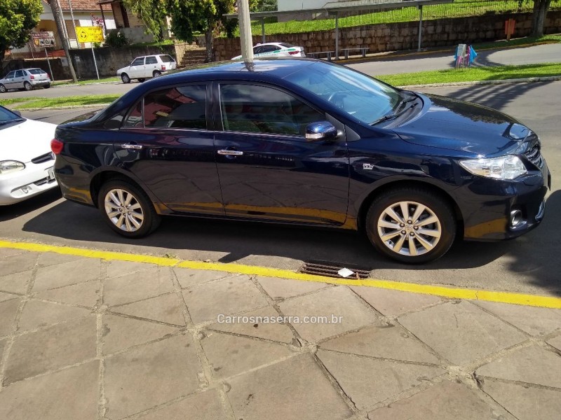 COROLLA 1.8 ALTIS 16V HÍBRIDO 4P AUTOMÁTICO - 2013 - DOIS IRMãOS