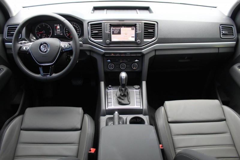 AMAROK 3.0 V6 TDI HIGHLINE CD DIESEL 4MOTION AUTOMÁTICO - 2022 - FLORES DA CUNHA