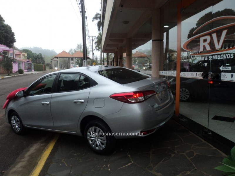 YARIS 1.5 16V FLEX SEDAN XL MANUAL5 - 2023 - CARLOS BARBOSA