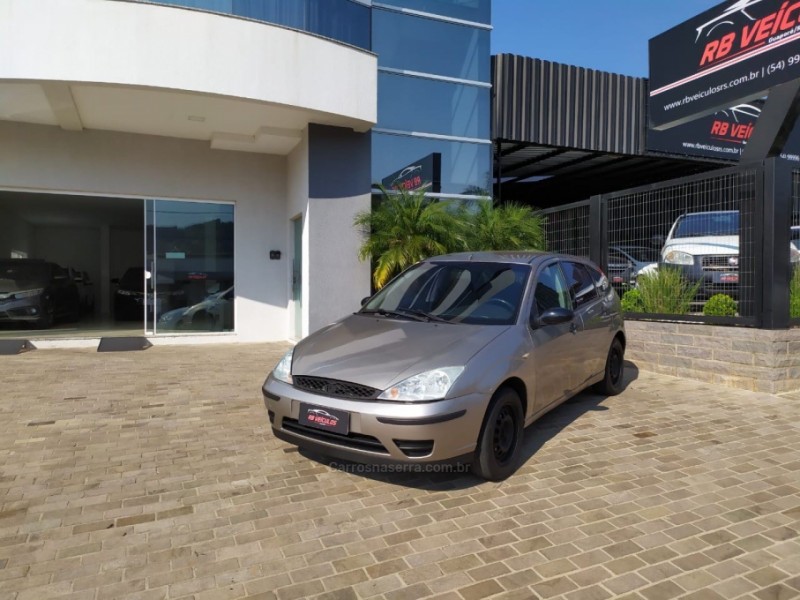 focus 1.6 gl 8v gasolina 4p manual 2004 guapore