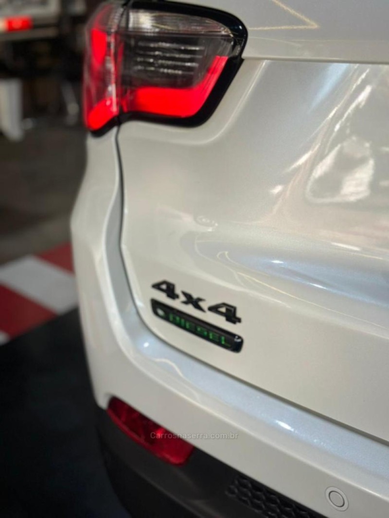 COMPASS 2.0 16V DIESEL S LIMITED 4X4 AUTOMÁTICO - 2019 - LAJEADO