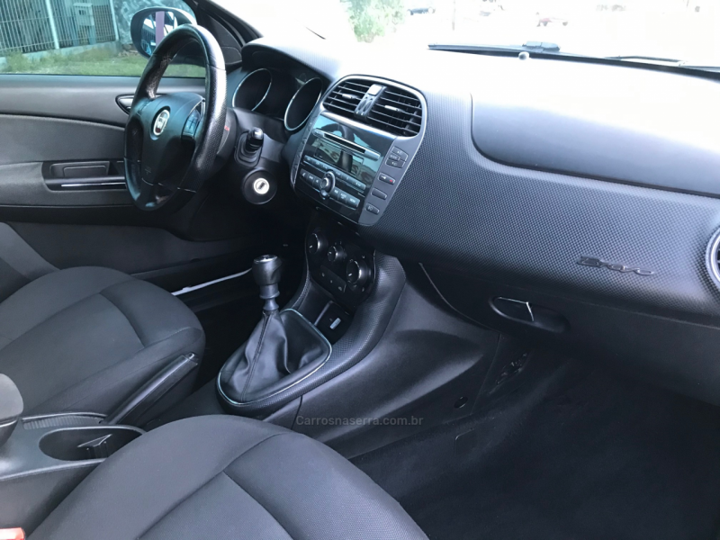 BRAVO 1.8 ESSENCE 16V FLEX 4P MANUAL - 2014 - CAXIAS DO SUL