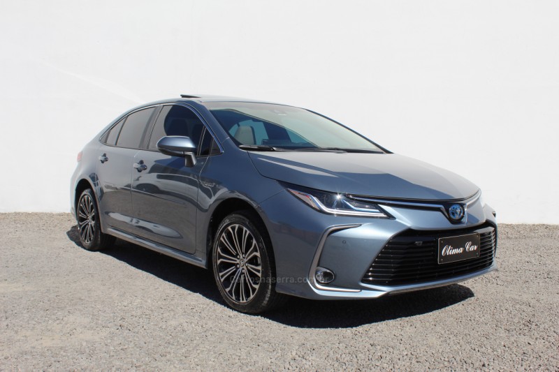 COROLLA 1.8 ALTIS PREMIUM 16V HÍBRIDO 4P AUTOMÁTICO - 2022 - FLORES DA CUNHA