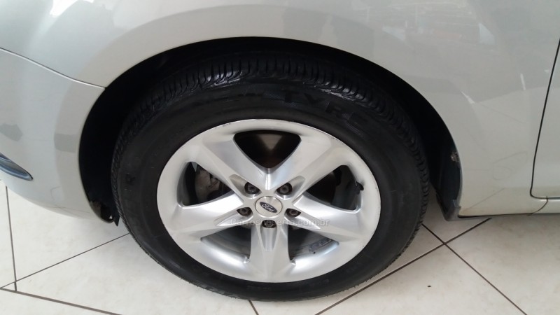 FOCUS 2.0 GLX SEDAN 16V FLEX 4P AUTOMÁTICO - 2011 - FARROUPILHA