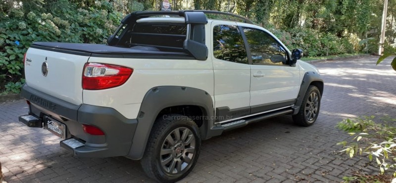 STRADA 1.8 MPI ADVENTURE LOCKER E.TORQ CD 16V FLEX 4P MANUAL - 2019 - CANELA