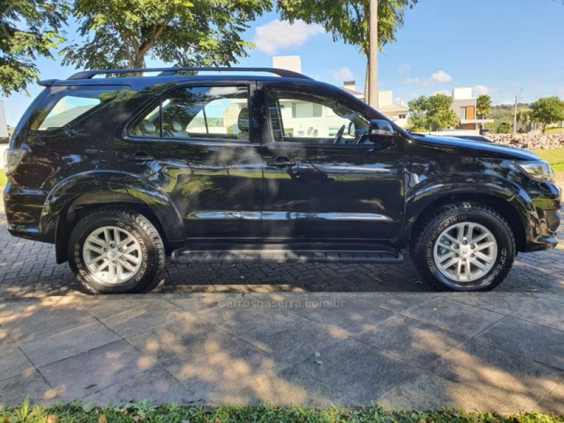 HILUX SW4 3.0 SRV 4X4 CD 16V TURBO INTERCOOLER DIESEL 4P AUTOMÁTICO - 2013 - BENTO GONçALVES