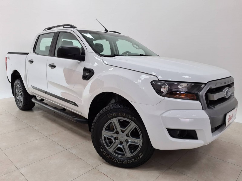 ranger 2.2 xls 4x4 cd 16v diesel 4p manual 2017 santa cruz do sul