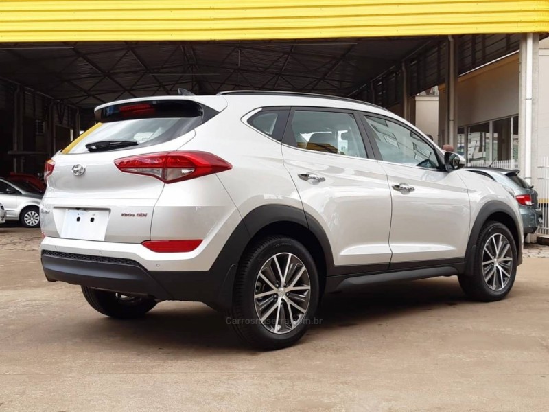 TUCSON 1.6 16V T-GDI GASOLINA LIMITED ECOSHIFT - 2021 - VACARIA