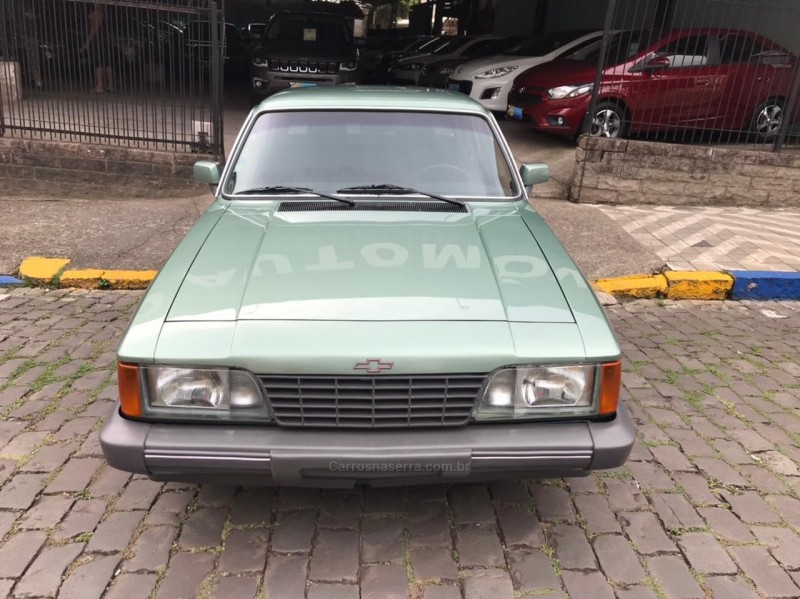 OPALA 4.1 DIPLOMATA SE 12V GASOLINA 4P MANUAL - 1988 - GARIBALDI