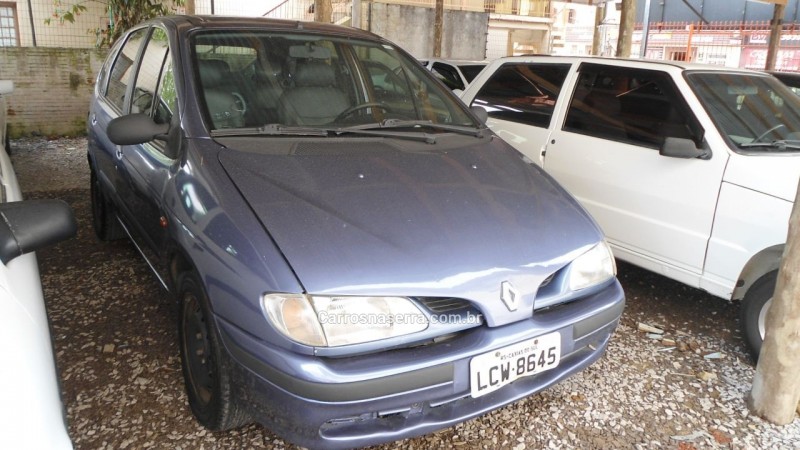 SCÉNIC 2.0 RXE 8V GASOLINA 4P MANUAL - 2000 - CAXIAS DO SUL