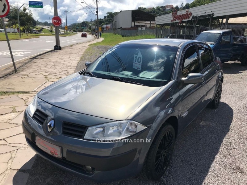 megane 2.0 expression sedan 16v gasolina 4p automatico 2010 caxias do sul