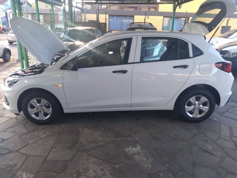 ONIX 1.0 12V FLEX 4P MANUAL - 2021 - CAXIAS DO SUL