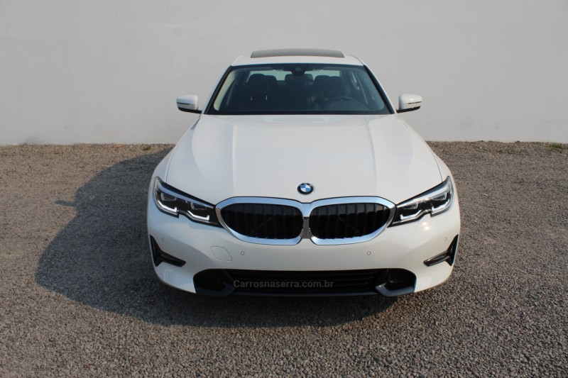 320I 2.0 SPORT GP 16V TURBO GASOLINA 4P AUTOMÁTICO - 2022 - FLORES DA CUNHA