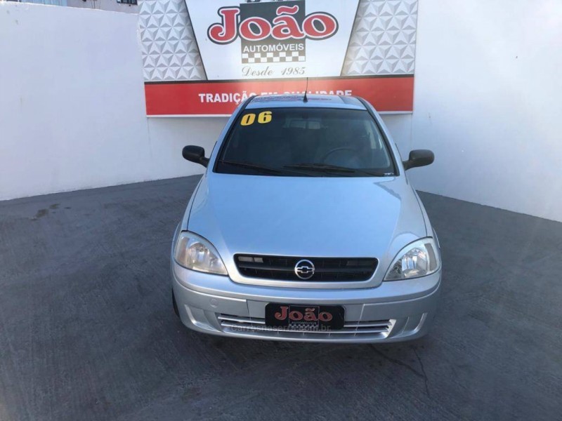 corsa 1.0 mpfi premium 8v flex 4p manual 2006 casca