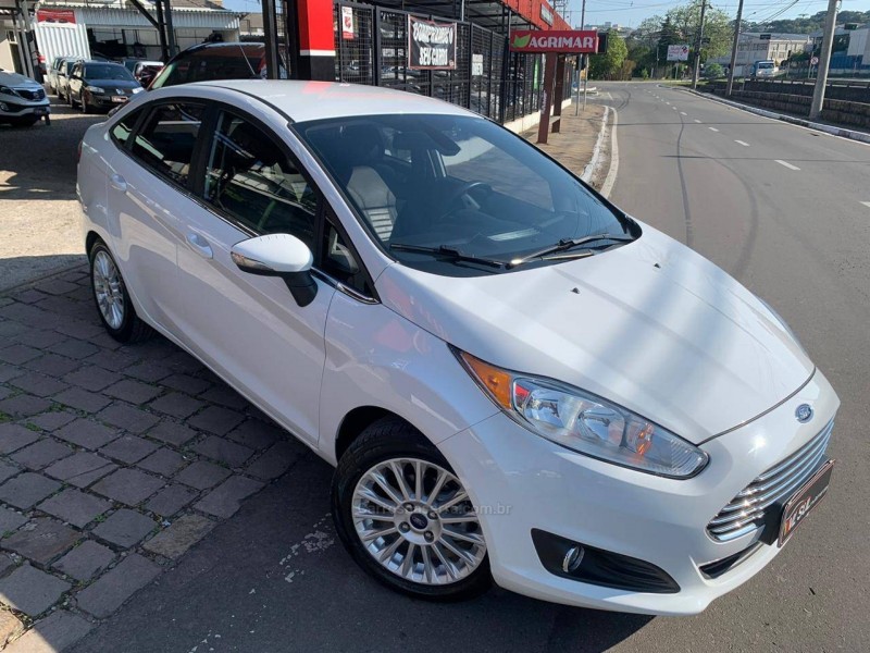fiesta 1.6 titanium plus sedan 16v flex 4p powershift 2014 caxias do sul