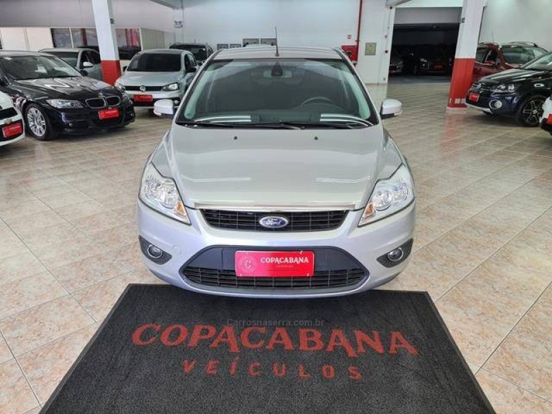 focus 2.0 glx sedan 16v flex 4p automatico 2012 caxias do sul