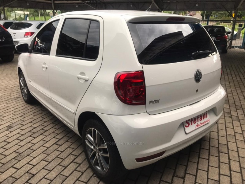 FOX 1.0 MI TREND 8V FLEX 4P MANUAL - 2012 - FELIZ