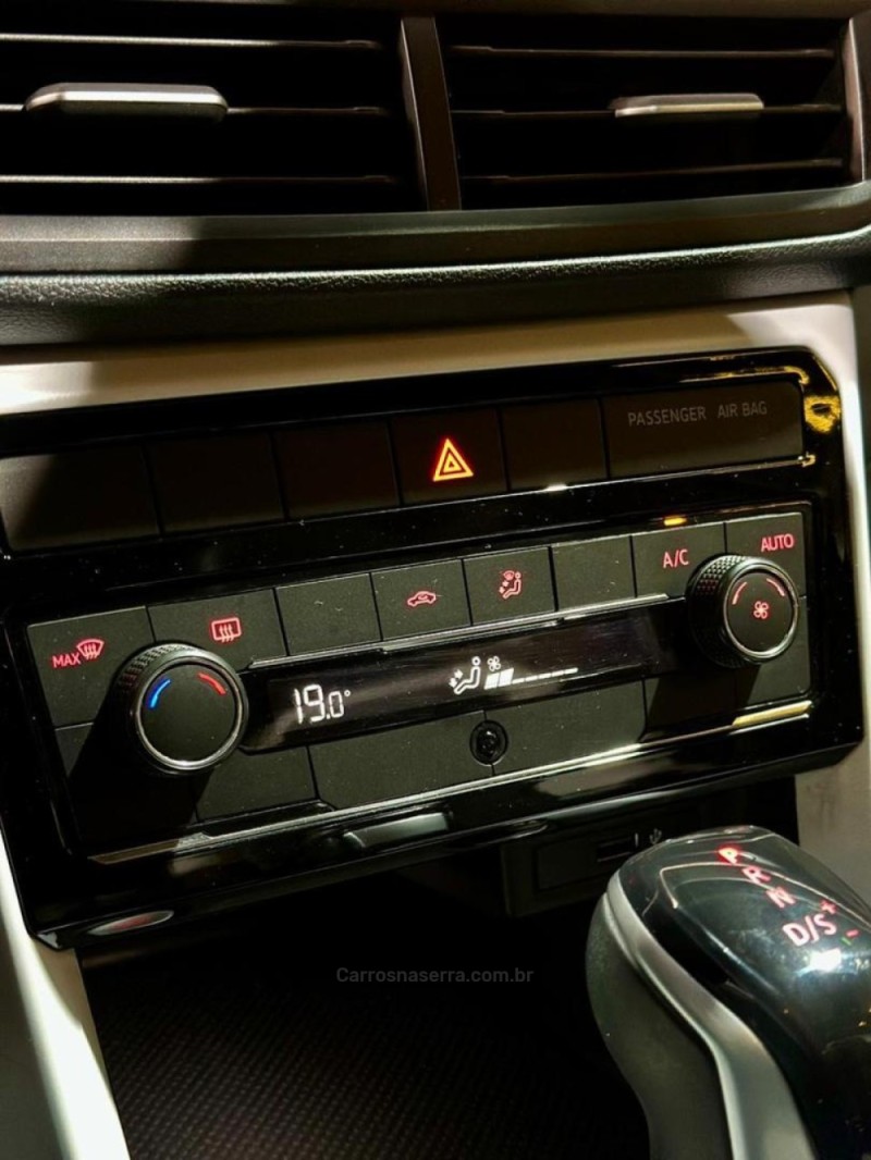 T-CROSS 1.4 HIGHLINE TSI 16V FLEX 4P AUTOMÁTICO - 2021 - LAJEADO