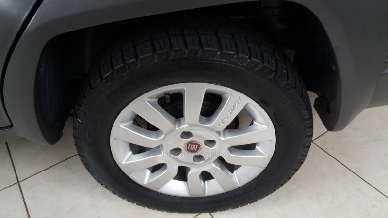 PALIO 1.8 MPI ADVENTURE LOCKER WEEKEND 16V FLEX 4P AUTOMATIZADO - 2013 - FARROUPILHA