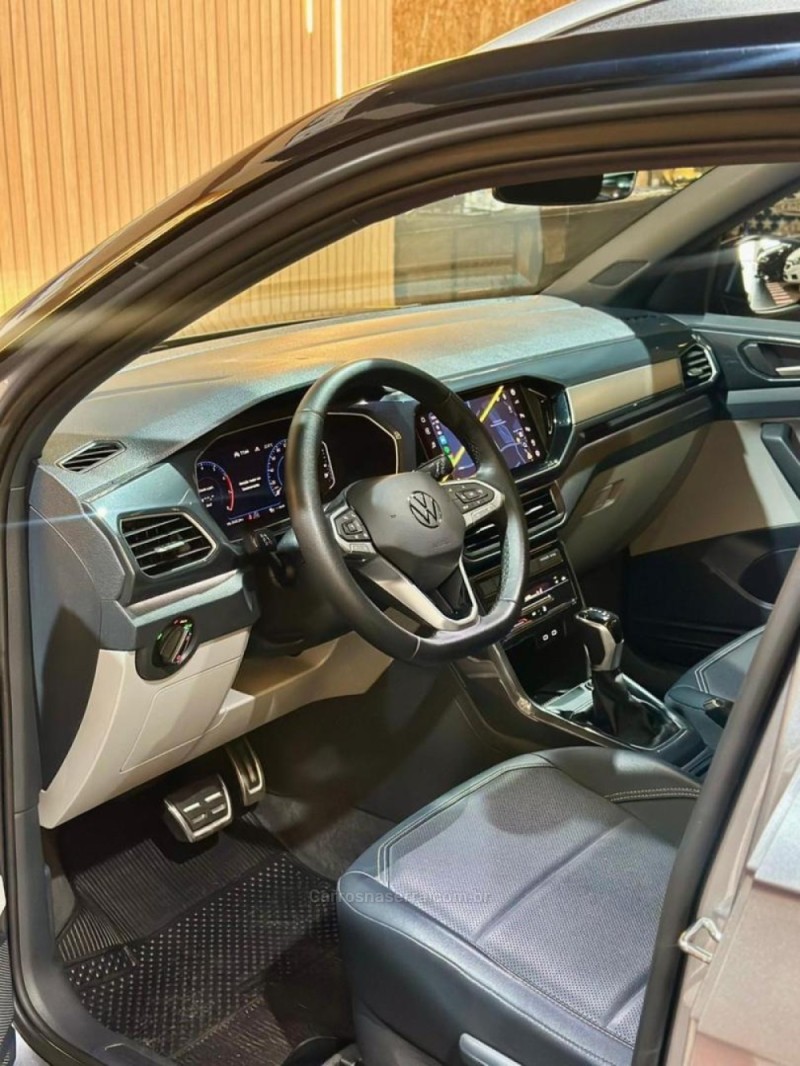 T-CROSS 1.0 COMFORTLINE TSI FLEX 4P AUTOMÁTICO - 2024 - LAJEADO
