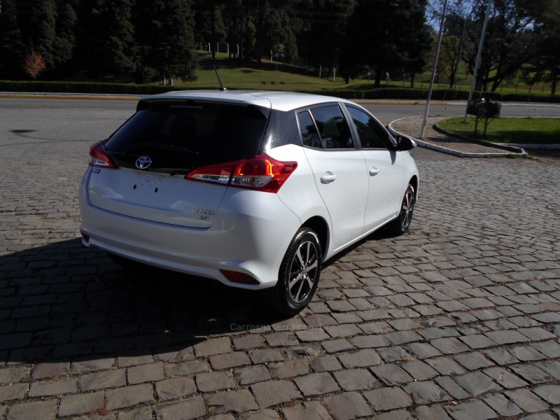 YARIS 1.5 16V FLEX XS MULTIDRIVE - 2023 - FLORES DA CUNHA