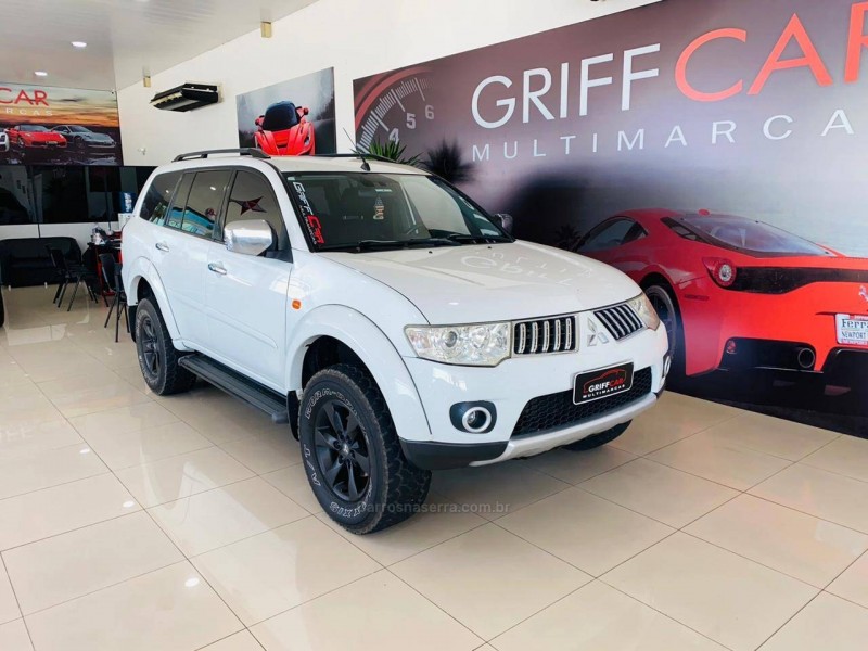 pajero dakar 3.2 hpe 4x4 7 lugares 16v turbo intercooler diesel 4p automatico 2013 dois irmaos