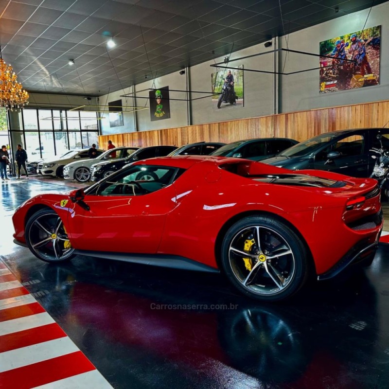 296 GTB 3.0 V6 TURBO HIBRIDO 2P AUTOMÁTICO - 2025 - LAJEADO