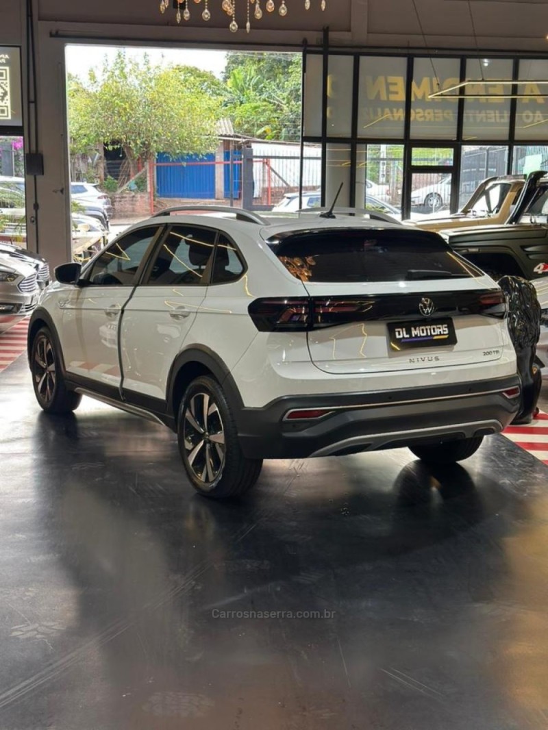 NIVUS 1.0 TSI HIGHLINE FLEX 4P AUTOMÁTICO - 2022 - LAJEADO