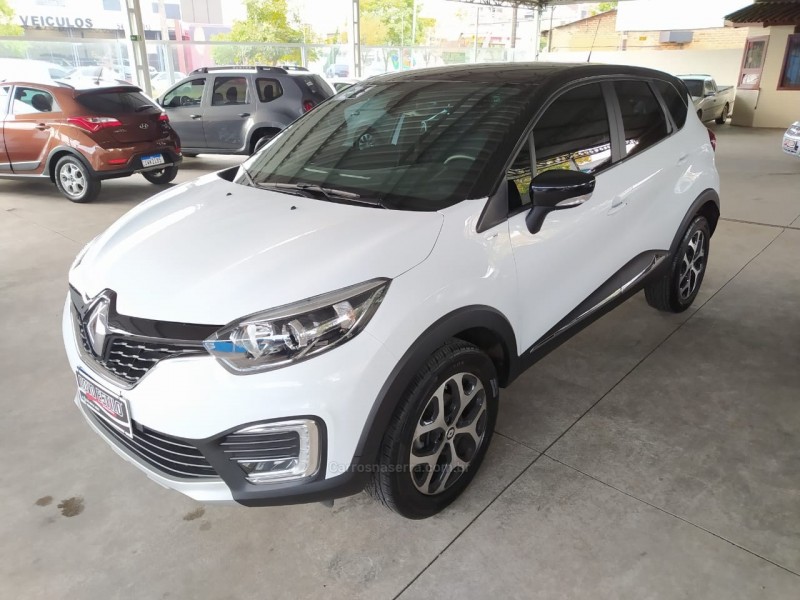 captur 1.6 16v intense bose flex 4p automatico 2021 caxias do sul