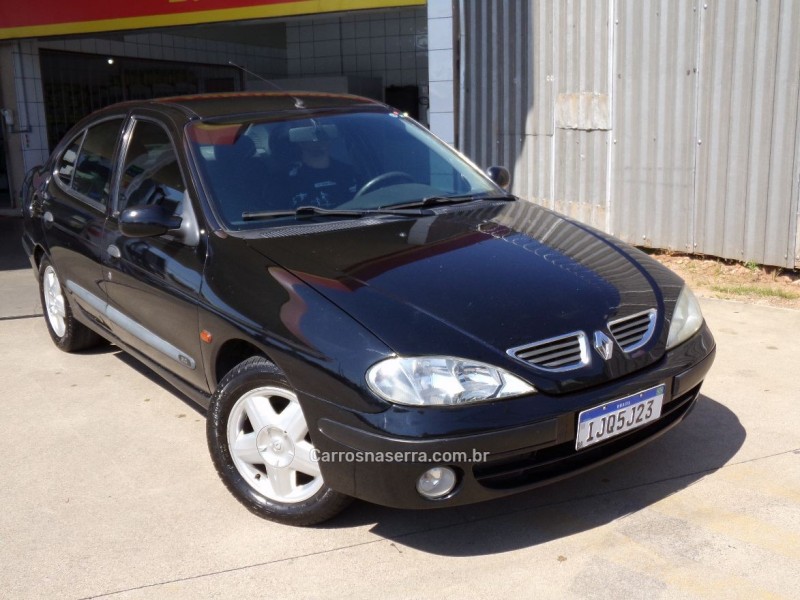 MÉGANE 2.0 RXE SEDAN 8V GASOLINA 4P MANUAL - 2001 - CAXIAS DO SUL