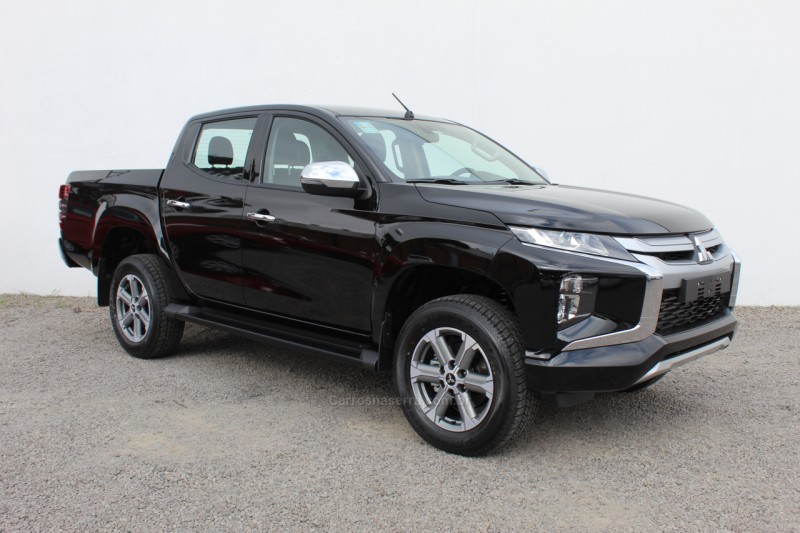 L200 TRITON 2.4 16V TURBO DIESEL SPORT HPE CD 4P 4X4 AUTOMÁTICO - 2023 - FLORES DA CUNHA