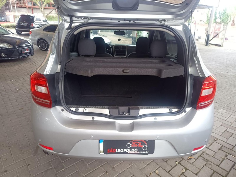 SANDERO 1.0 AUTHENTIQUE 12V FLEX 4P MANUAL - 2015 - CAXIAS DO SUL