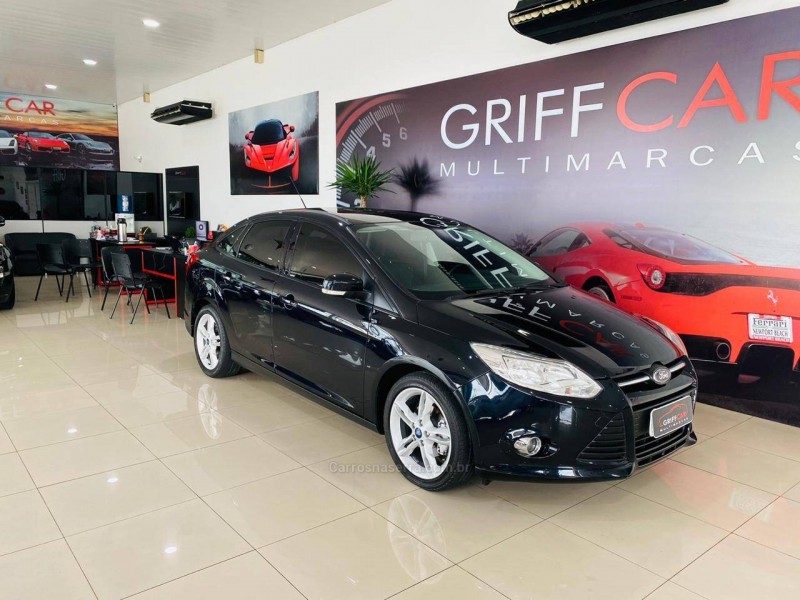 focus 2.0 s sedan 16v flex 4p powershift 2014 dois irmaos