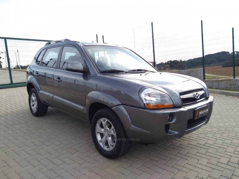 tucson 2.0 mpfi gls 16v 143cv 2wd flex 4p automatico 2017 caxias do sul